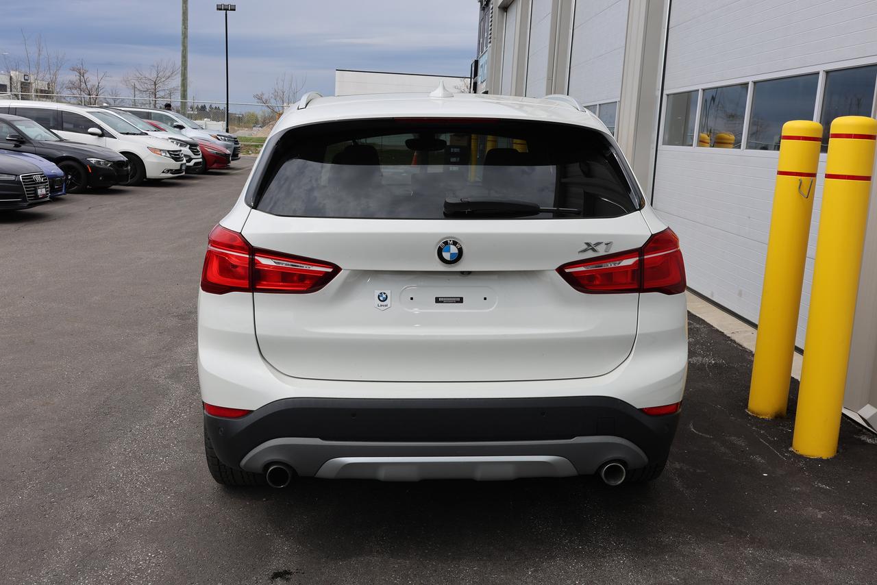 2017 BMW X1 xDrive28i - PANOROOF|CAMERA|HEATED SEATS Photo4