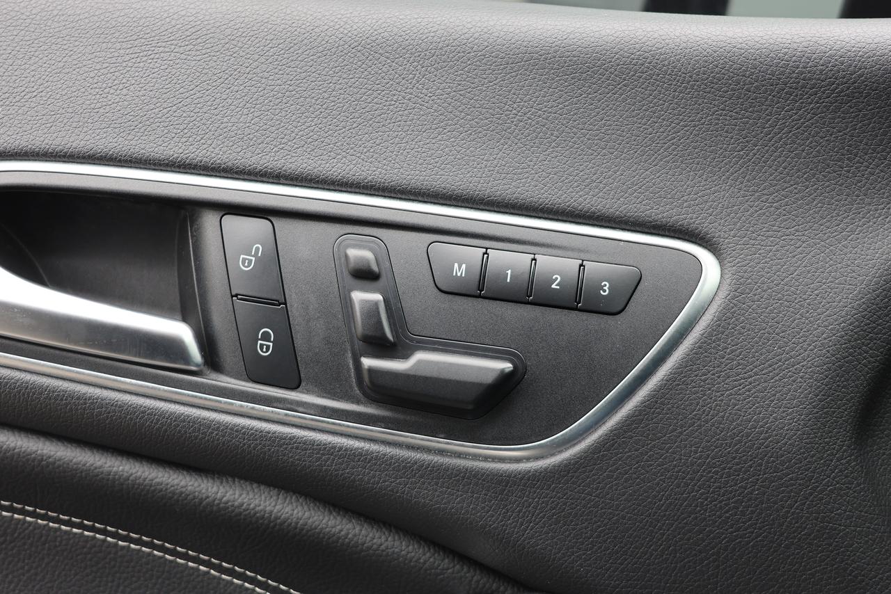 2016 Mercedes-Benz CLA-Class CLA250 4MATIC - PANO|NAVI|CAMERA|BLINDSPOT Photo