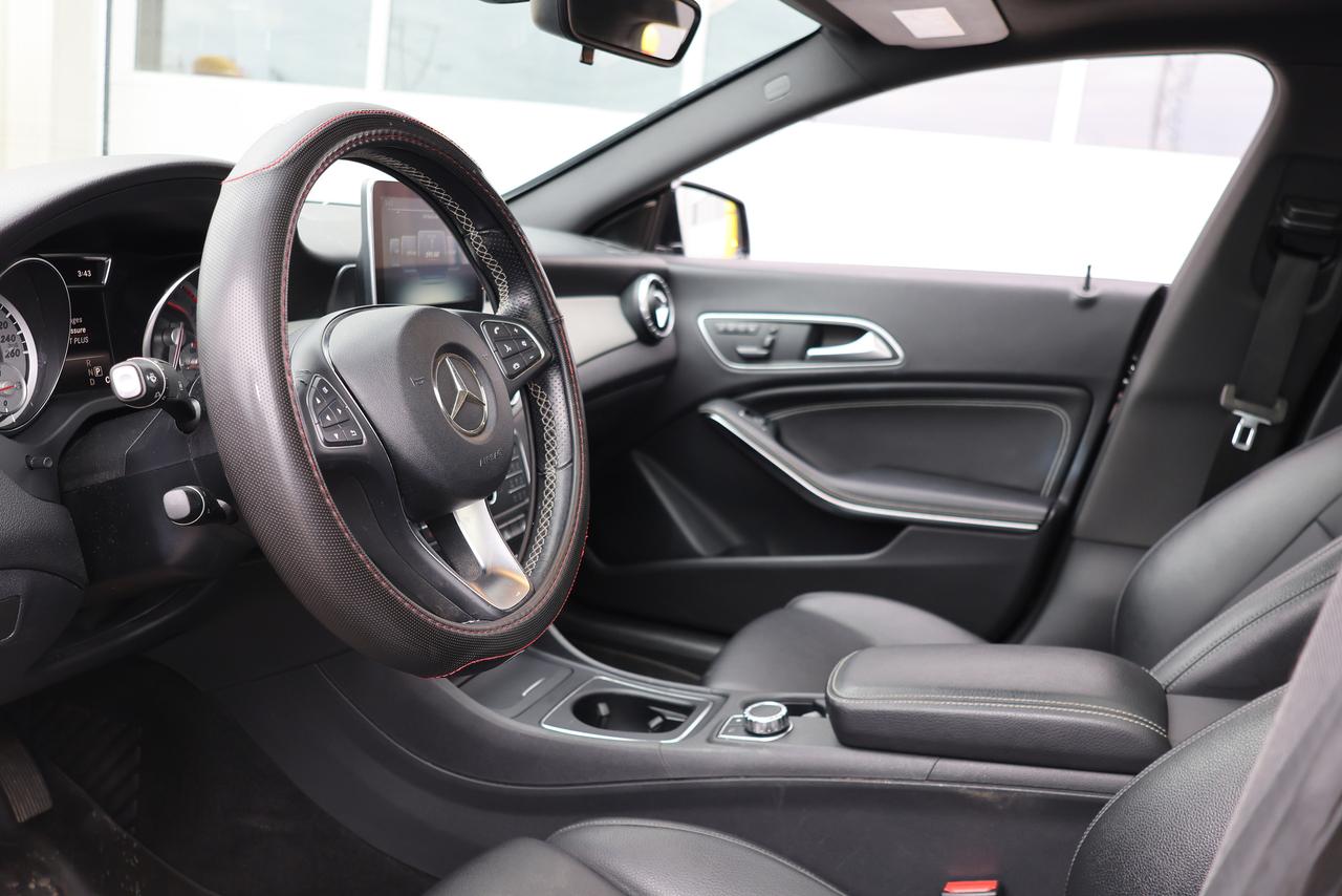 2016 Mercedes-Benz CLA-Class CLA250 4MATIC - PANO|NAVI|CAMERA|BLINDSPOT Photo