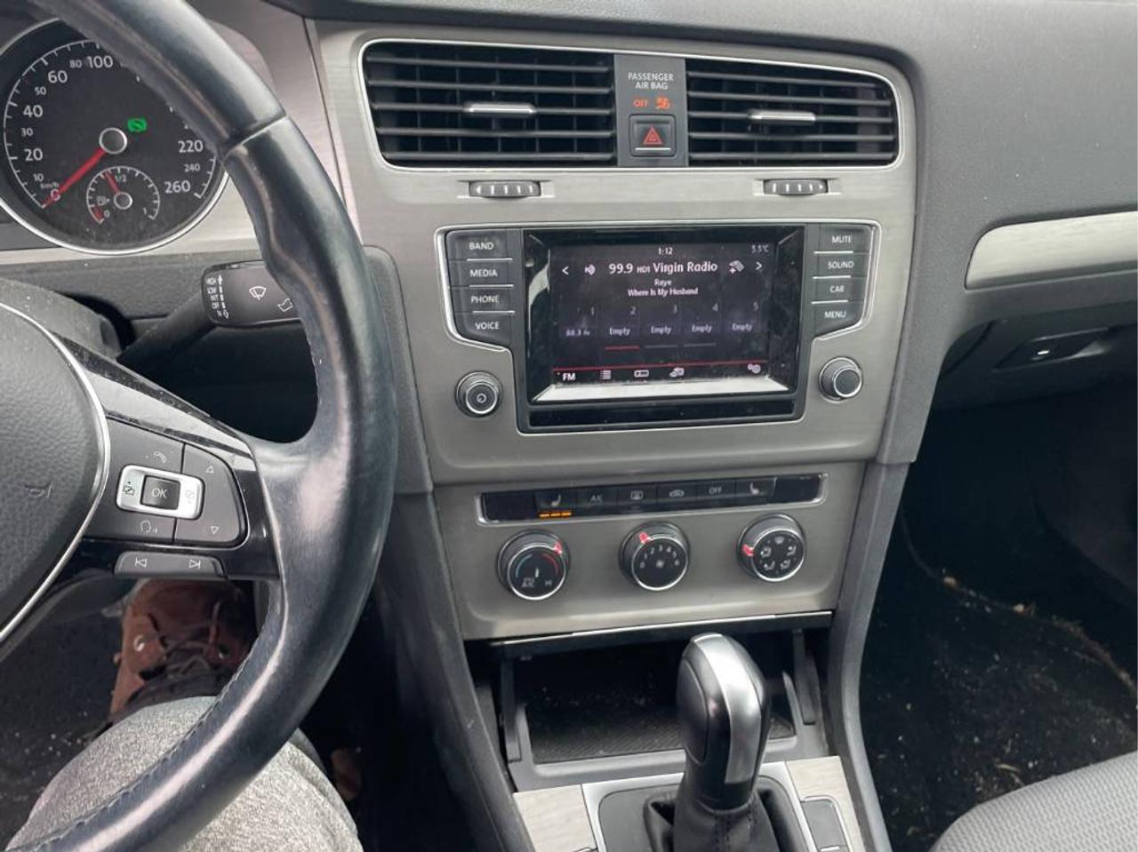 2015 Volkswagen Golf AUTO, HEATED SEATS, TOUCH-SCREEN RADIO, A/C !! - Photo #13