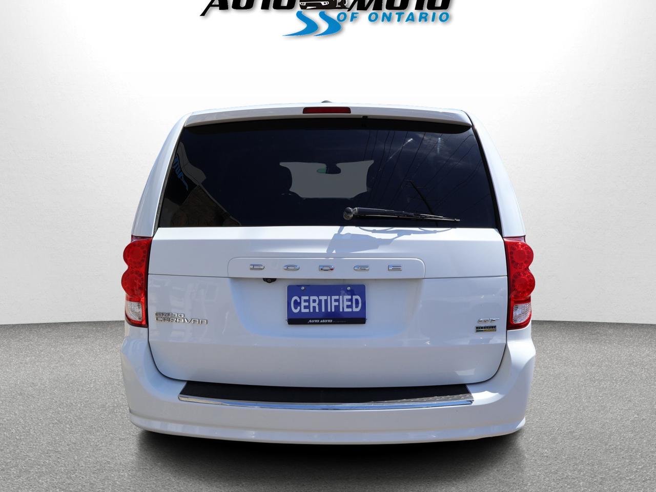 2019 Dodge Grand Caravan GT STOW/GO CERTIFIED *ACCIDENT FREE*SERVICE RECORDS* CAMERA BLUETOOTH LEATHER HEATED SEATS CRUISE ALLOYS Photo