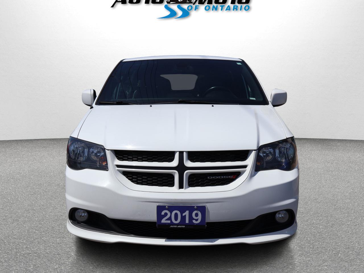 2019 Dodge Grand Caravan GT STOW/GO CERTIFIED *ACCIDENT FREE*SERVICE RECORDS* CAMERA BLUETOOTH LEATHER HEATED SEATS CRUISE ALLOYS Photo