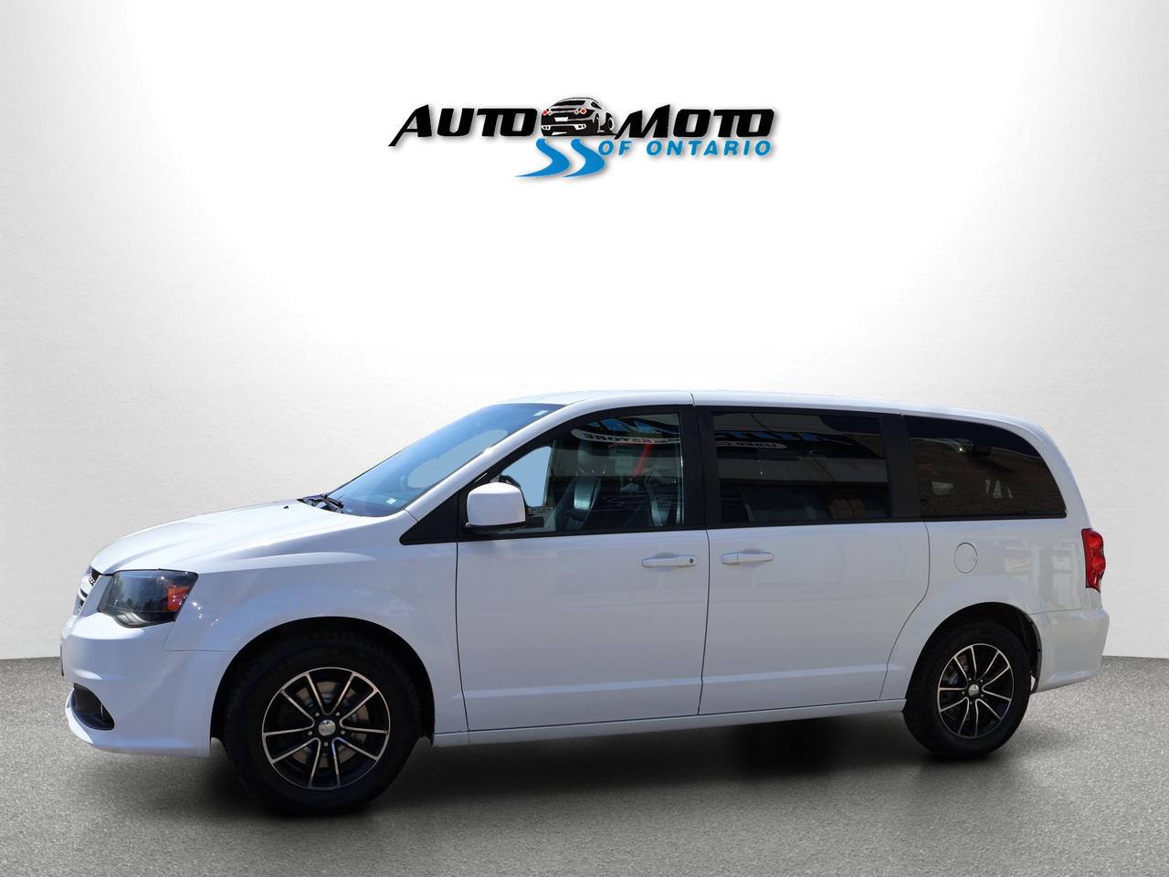 2019 Dodge Grand Caravan GT STOW/GO CERTIFIED *ACCIDENT FREE*SERVICE RECORDS* CAMERA BLUETOOTH LEATHER HEATED SEATS CRUISE ALLOYS Photo