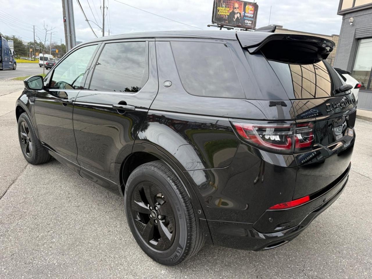 2021 Land Rover Discovery Sport P250 S R-DYNAMIC/ NAVI/ HUD/ PANO SUNROOF/ 360 CAM - Photo #8