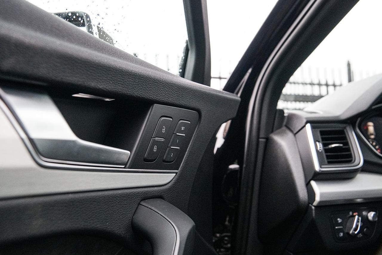 2018 Audi SQ5 Technik S-LINE QUATTRO | HUD | NAVI | PANO | Photo