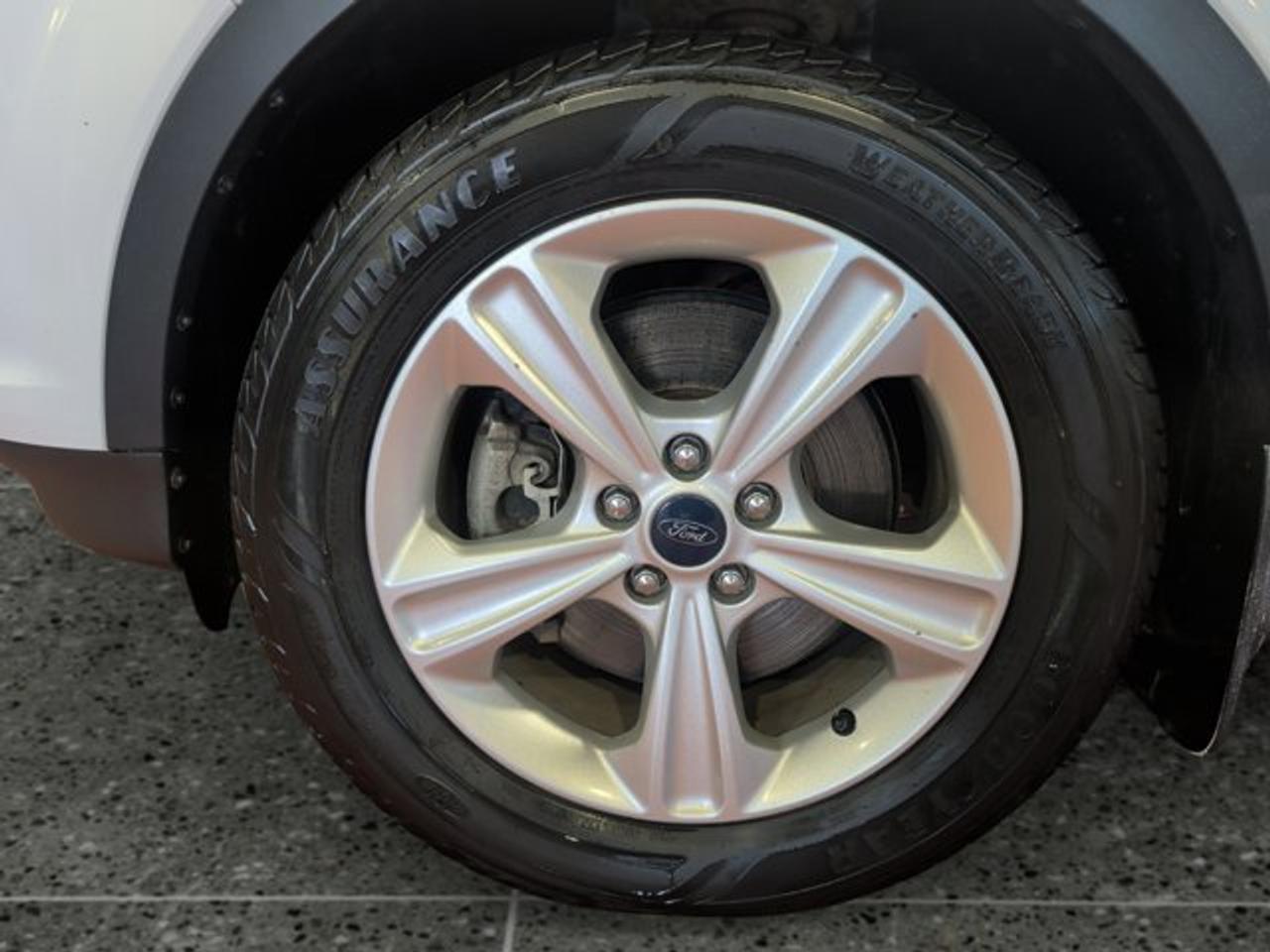 2015 Ford Escape SE Photo