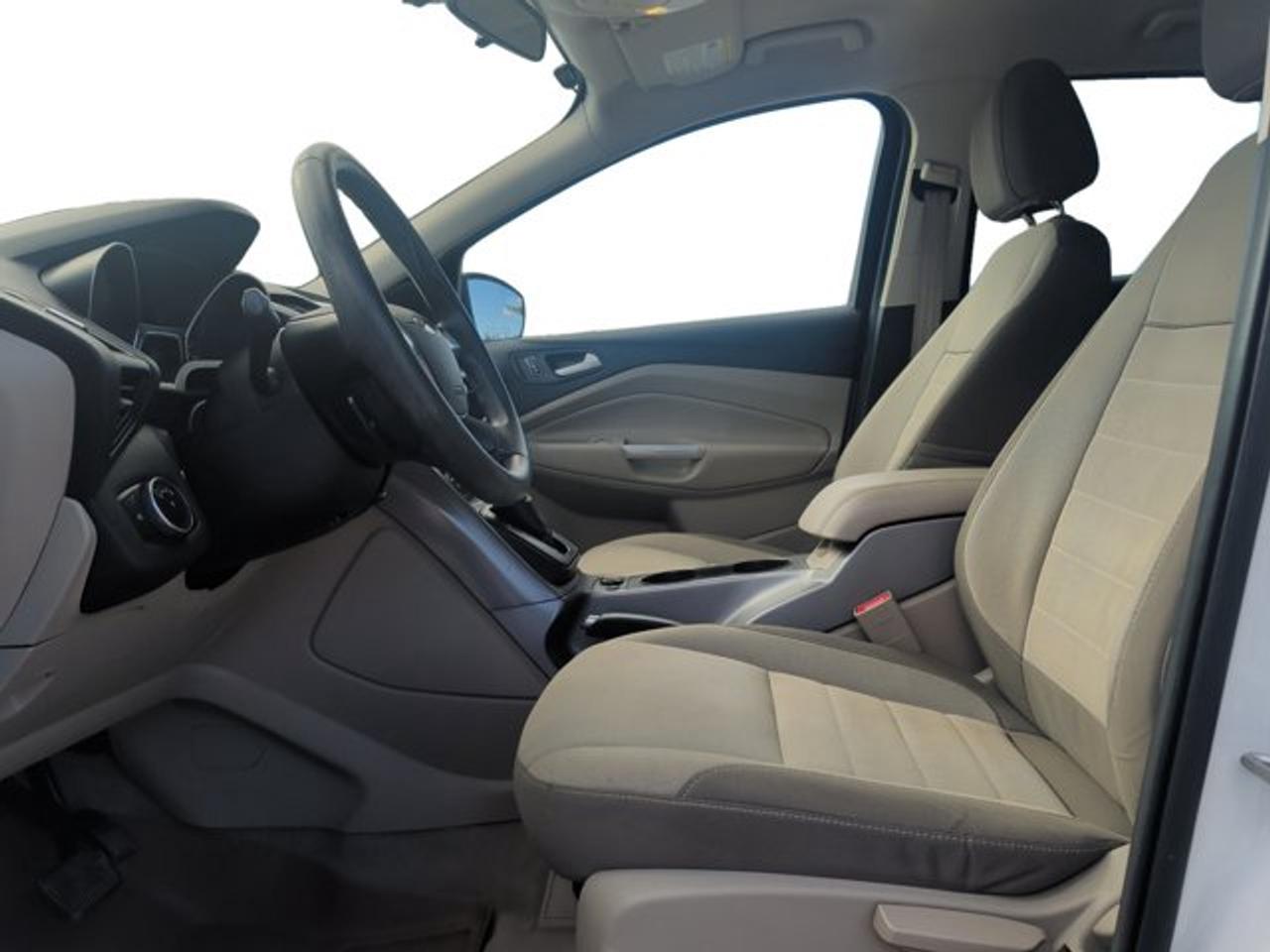 2015 Ford Escape SE Photo