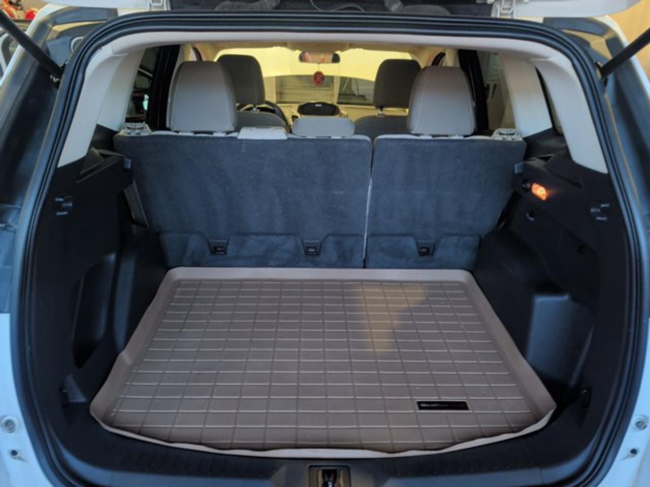 2015 Ford Escape SE - Photo #17