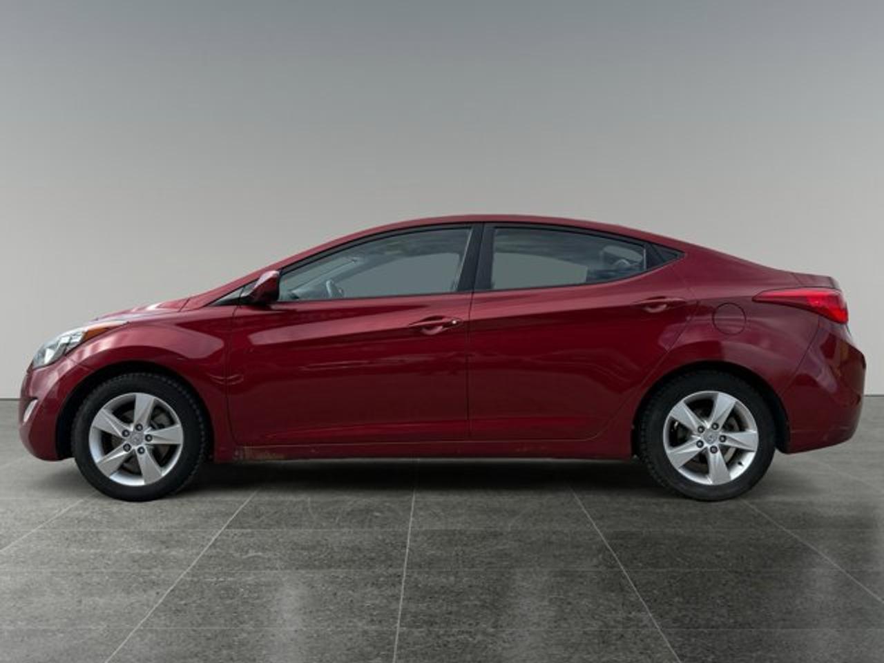 2012 Hyundai Elantra GLS Photo