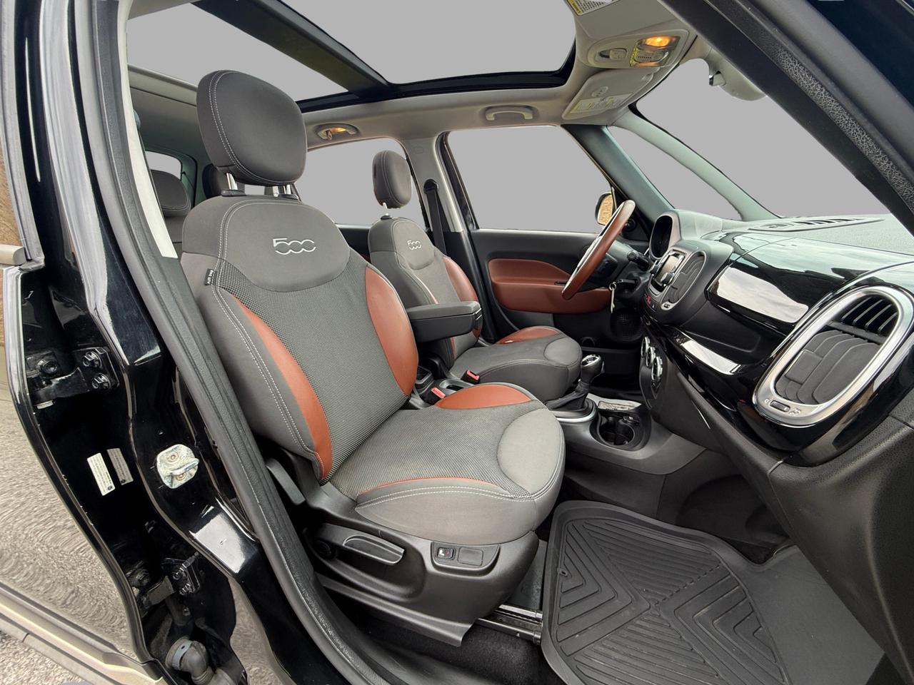 2014 Fiat 500 L 5DR HB TREKKING Photo