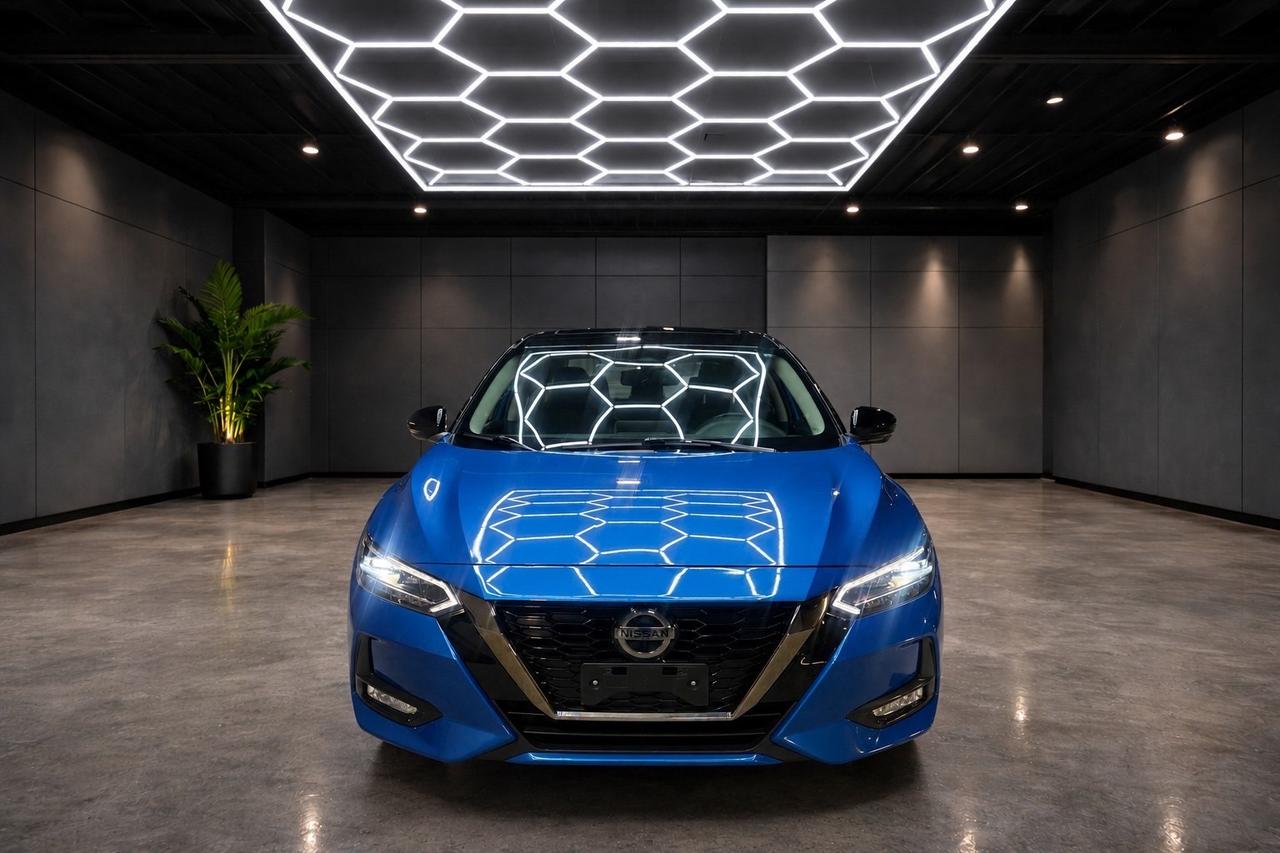 2021 Nissan Sentra SR CVT Photo