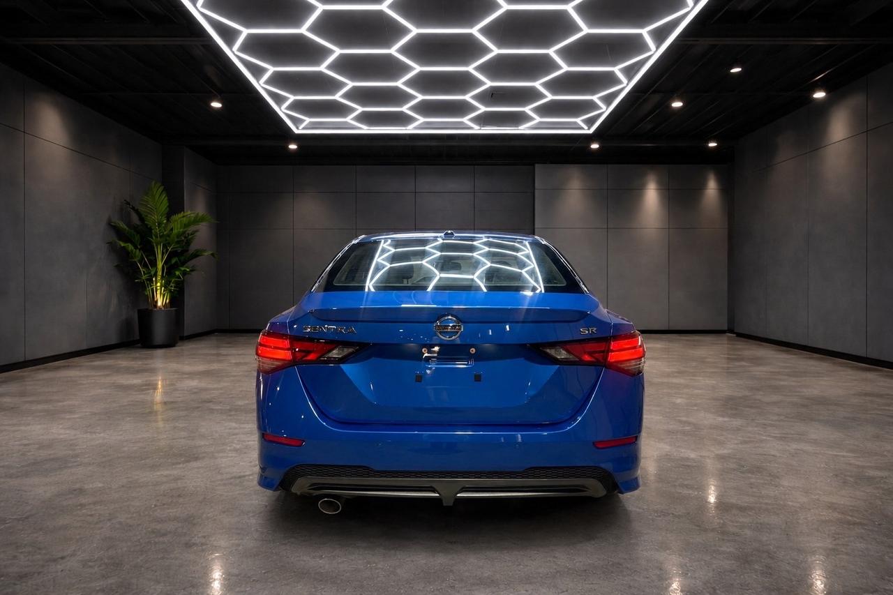 2021 Nissan Sentra SR CVT Photo3