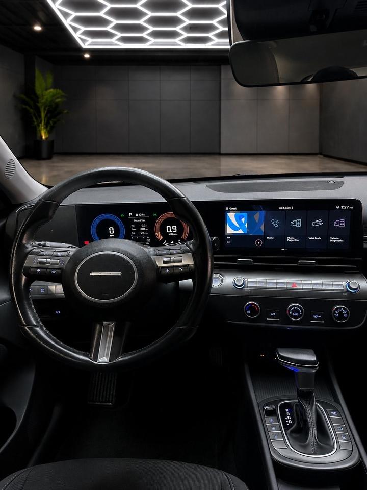 2024 Hyundai KONA 2.0L Preferred AWD Photo4