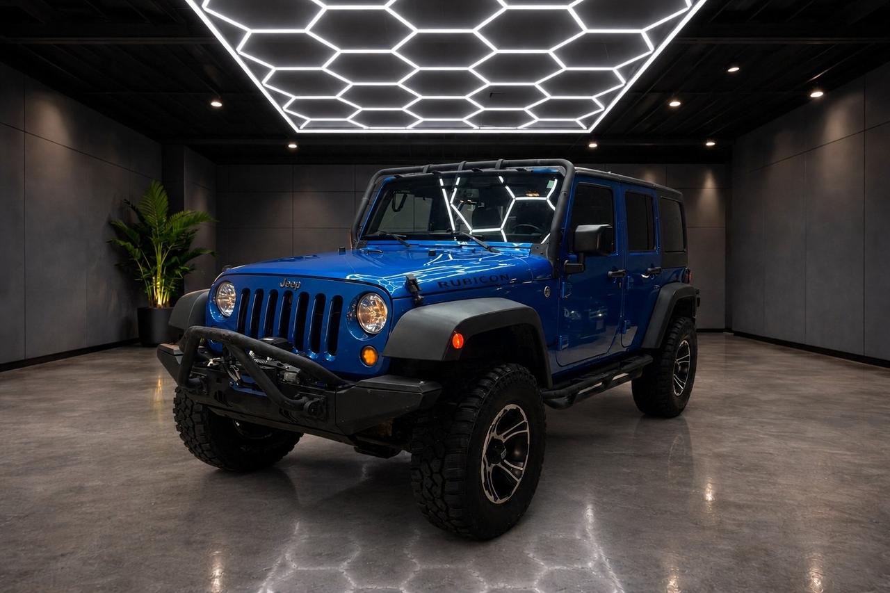 2015 Jeep Wrangler Unlimited 4WD 4dr Rubicon Photo2