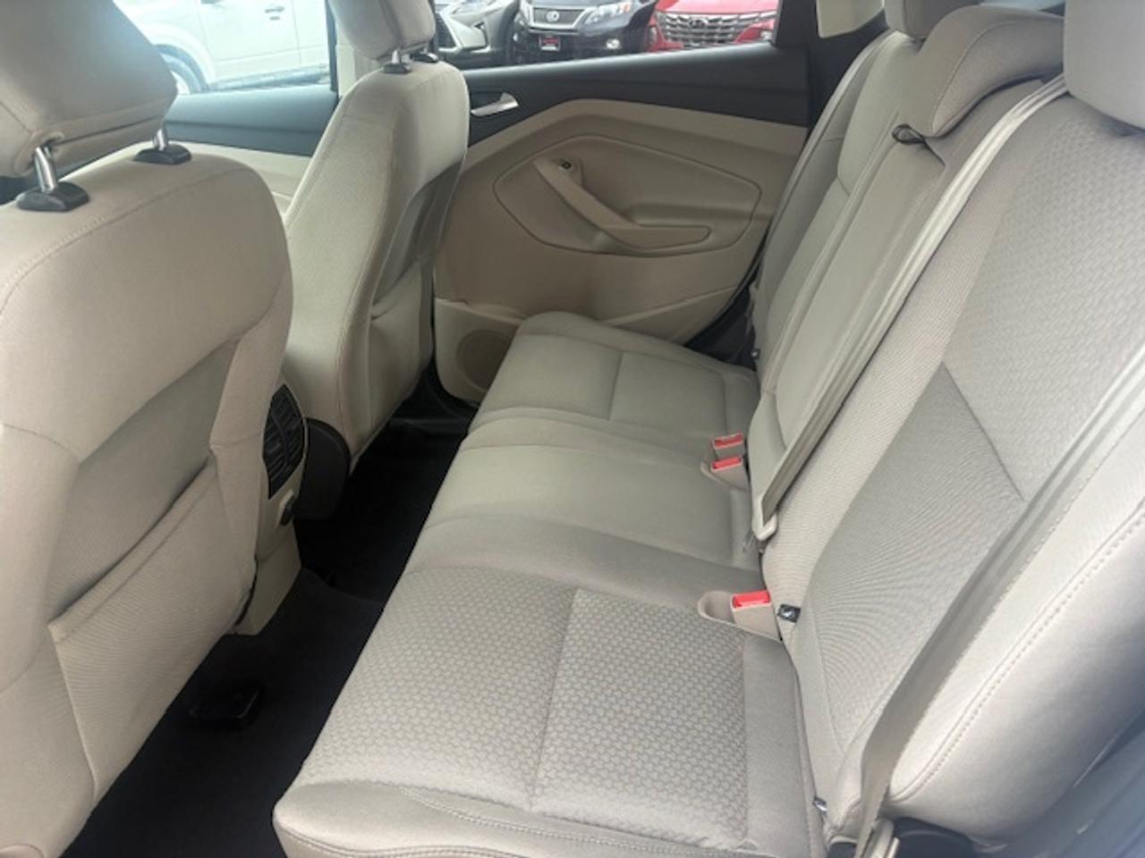 2018 Ford Escape SE 4WD ONLY 66KM-1 OWNER-NO ACCIDENTS-CAMERA-HEATED SEATS Photo