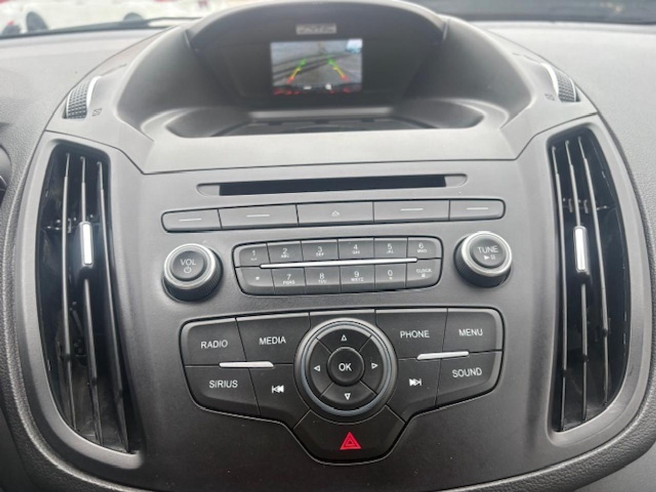 2018 Ford Escape SE 4WD ONLY 66KM-1 OWNER-NO ACCIDENTS-CAMERA-HEATED SEATS Photo