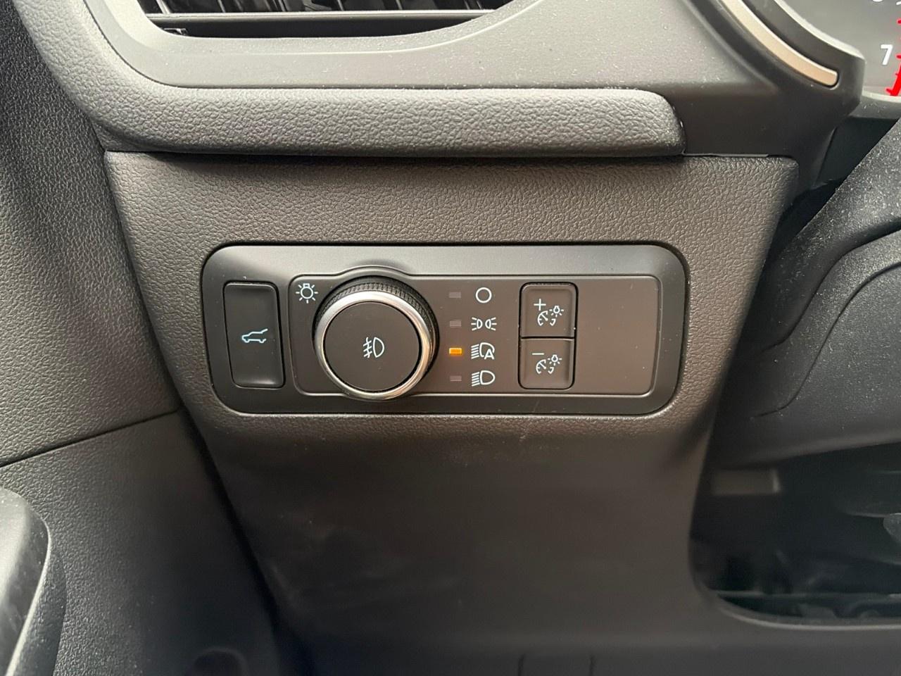 2022 Ford Escape SEL AWD Photo