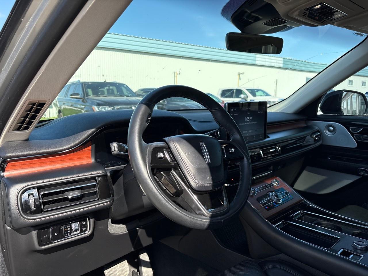 2023 Lincoln Aviator Reserve AWD Photo