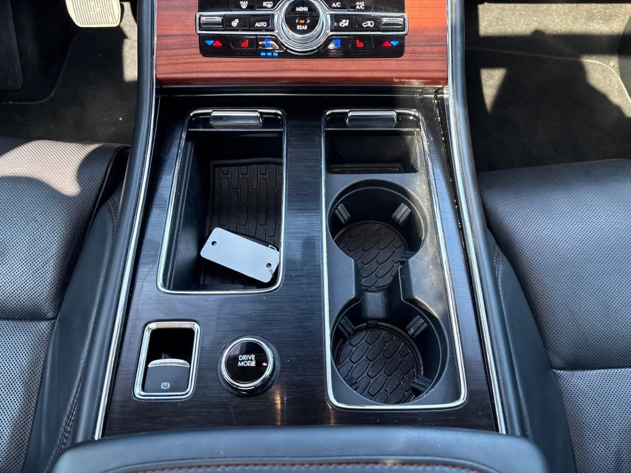 2023 Lincoln Aviator Reserve AWD Photo