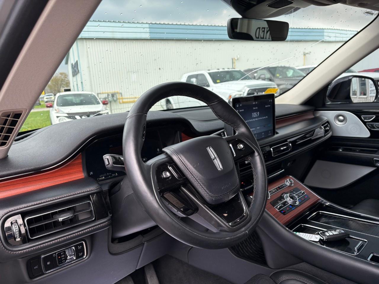 2023 Lincoln Aviator Reserve AWD Photo