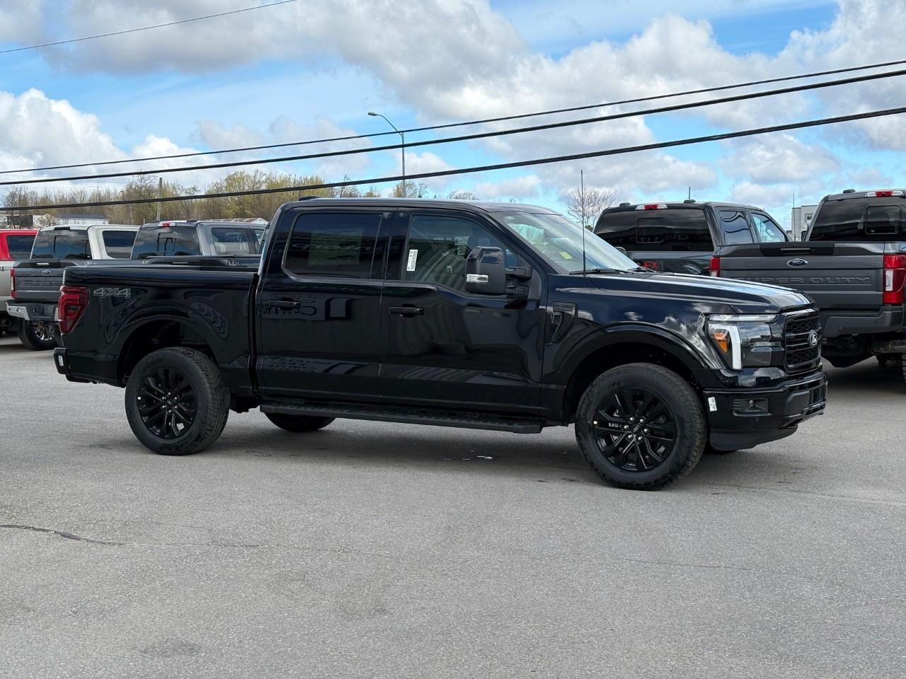2026 Ford F-150 Lariat 4WD SuperCrew 5.5' Box Photo4