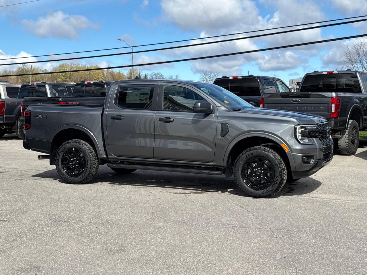 2026 Ford Ranger XLT 4WD SuperCrew 5' Box Photo4