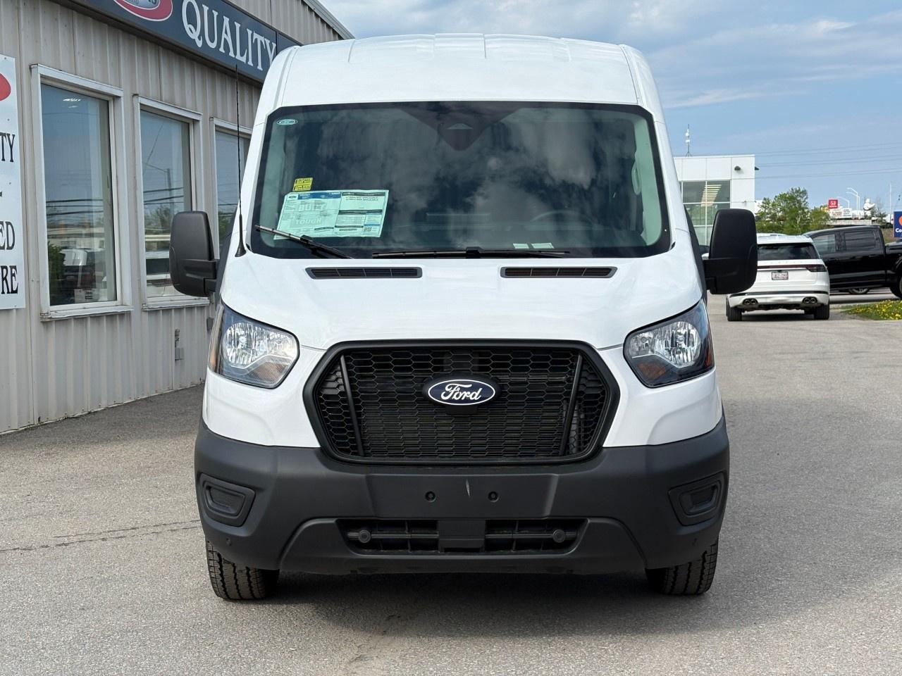 2026 Ford Transit Cargo Van T-250 148" MED RF 9070 GVWR AWD Photo2