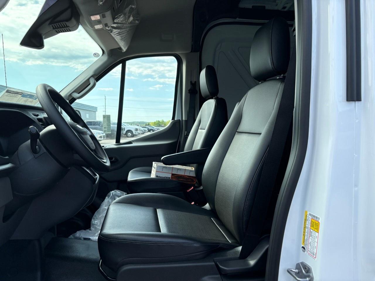 2026 Ford Transit Cargo Van T-250 148" MED RF 9070 GVWR AWD Photo
