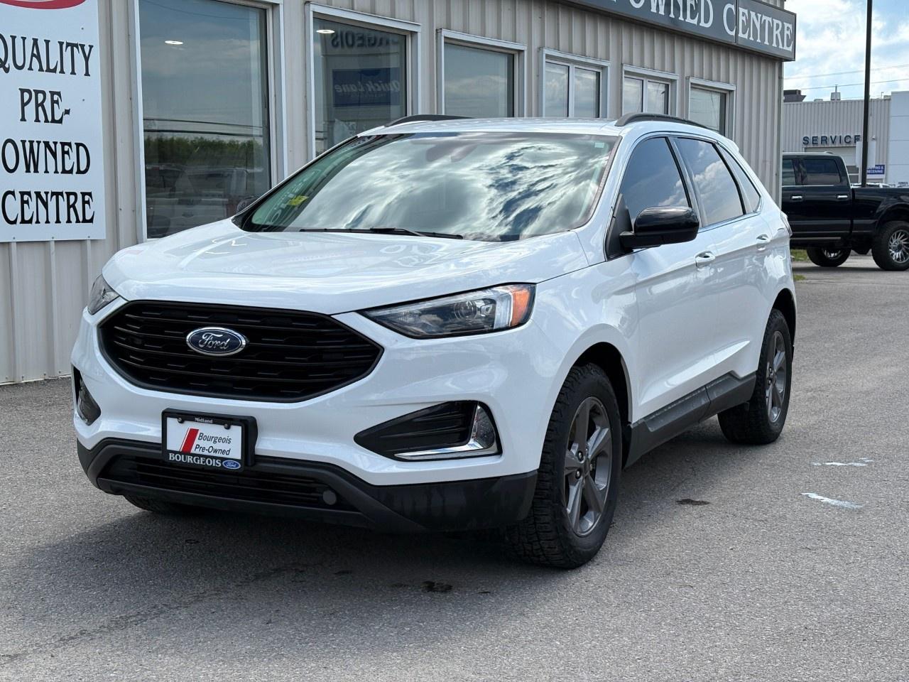2022 Ford Edge SEL AWD Photo