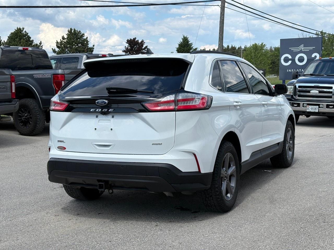 2022 Ford Edge SEL AWD Photo