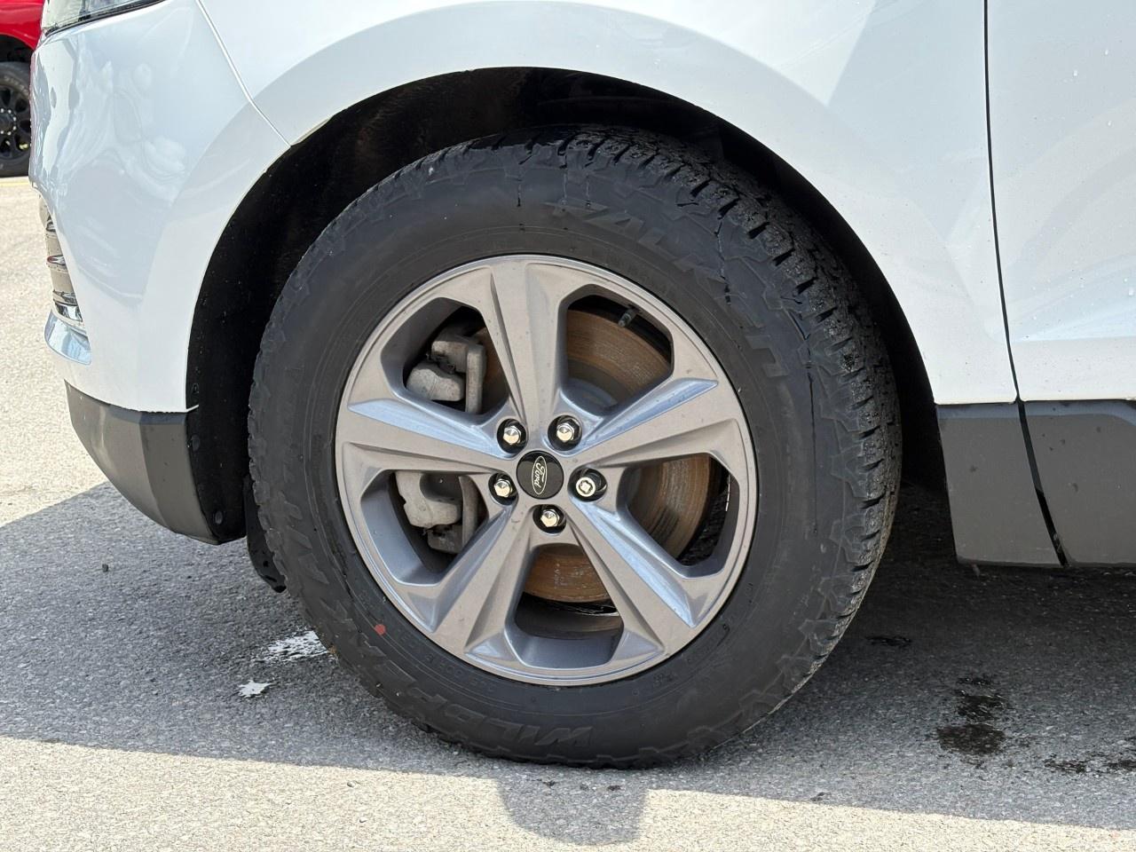 2022 Ford Edge SEL AWD Photo