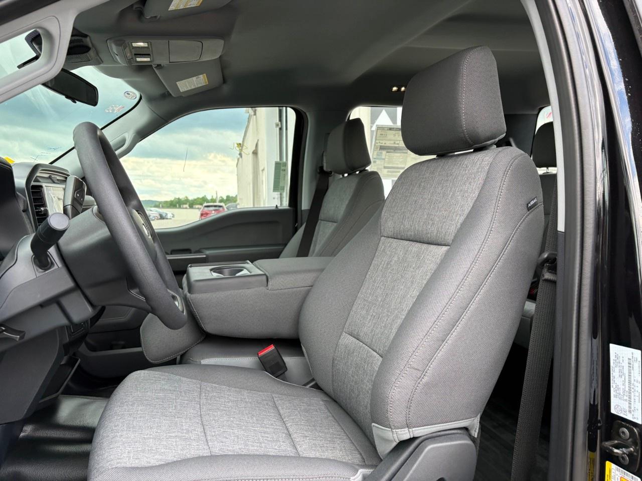 2026 Ford F-150 XL 4WD SUPERCREW 6.5' BOX Photo