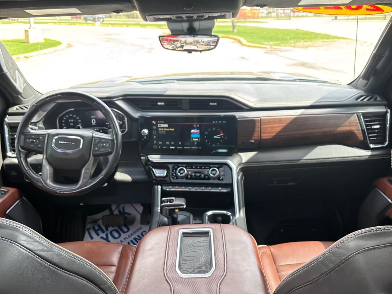 2022 GMC Sierra 1500 Denali Ultimate Used Luxury 5 Passenger Crew Cab 6.2L Gas Powered 4X4 Truck with Heated, Cooled and Massage Front Seats, Heated Steering Wheel, Heated Rear Outboard Seats, Available Super Cruise (Subscription Require Photo