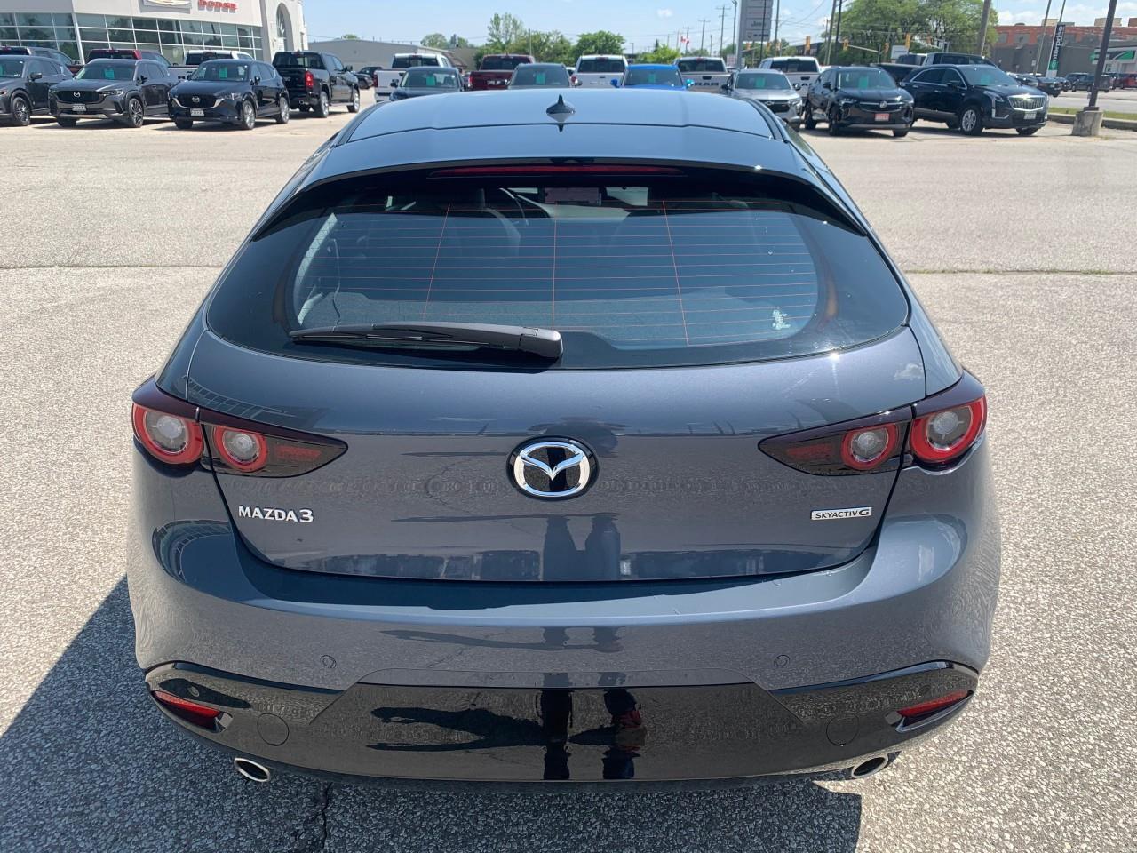 2025 Mazda MAZDA3 GT Photo