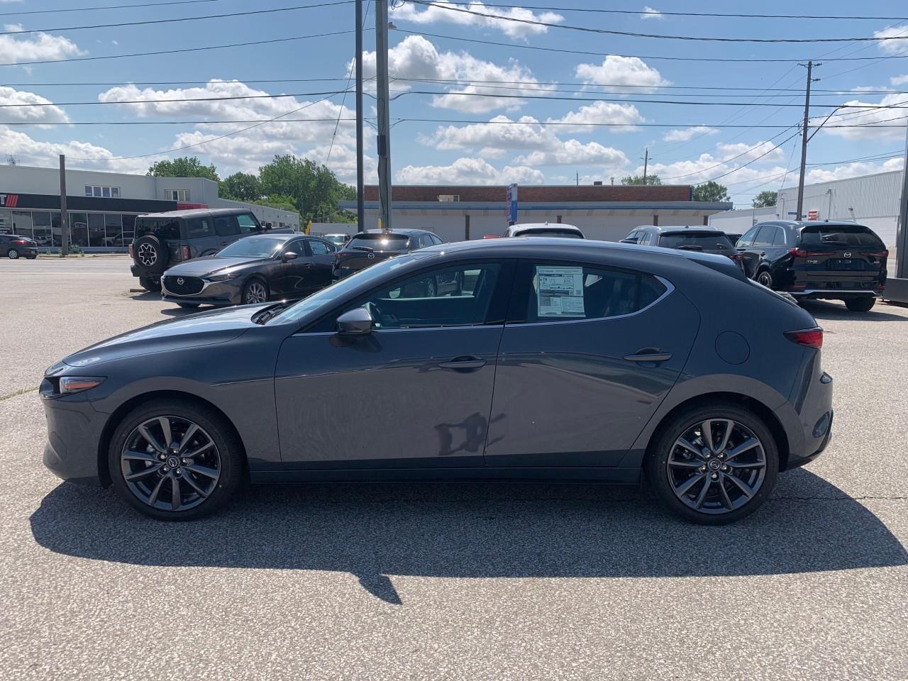 2025 Mazda MAZDA3 GT Photo