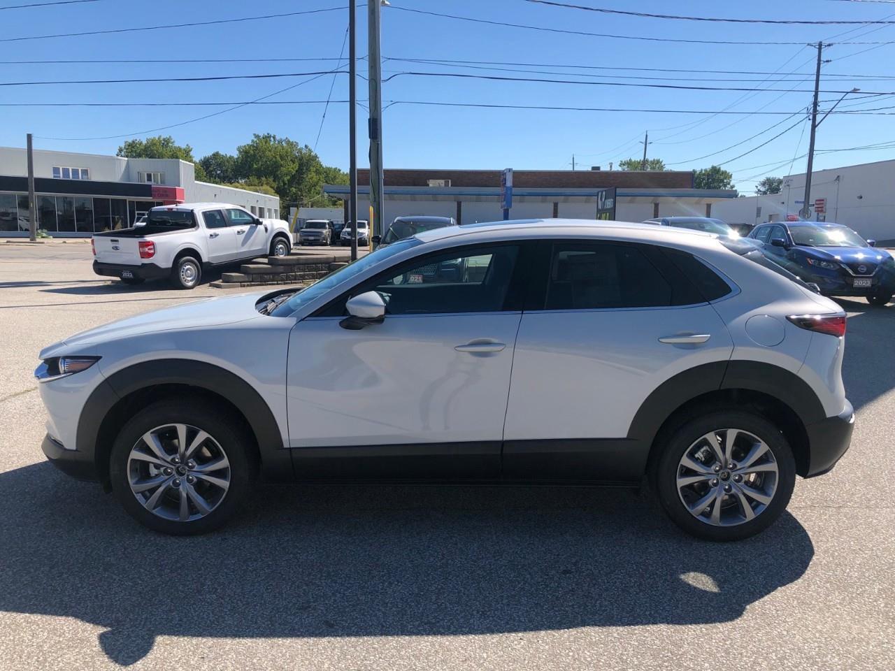 2025 Mazda CX-30 GT Photo