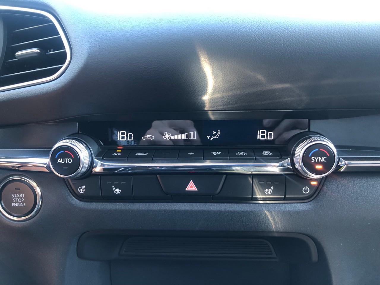 2025 Mazda CX-30 GT Photo