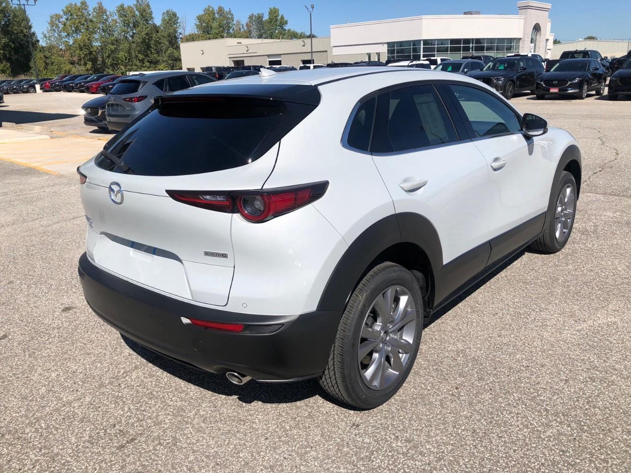2025 Mazda CX-30 GT Photo