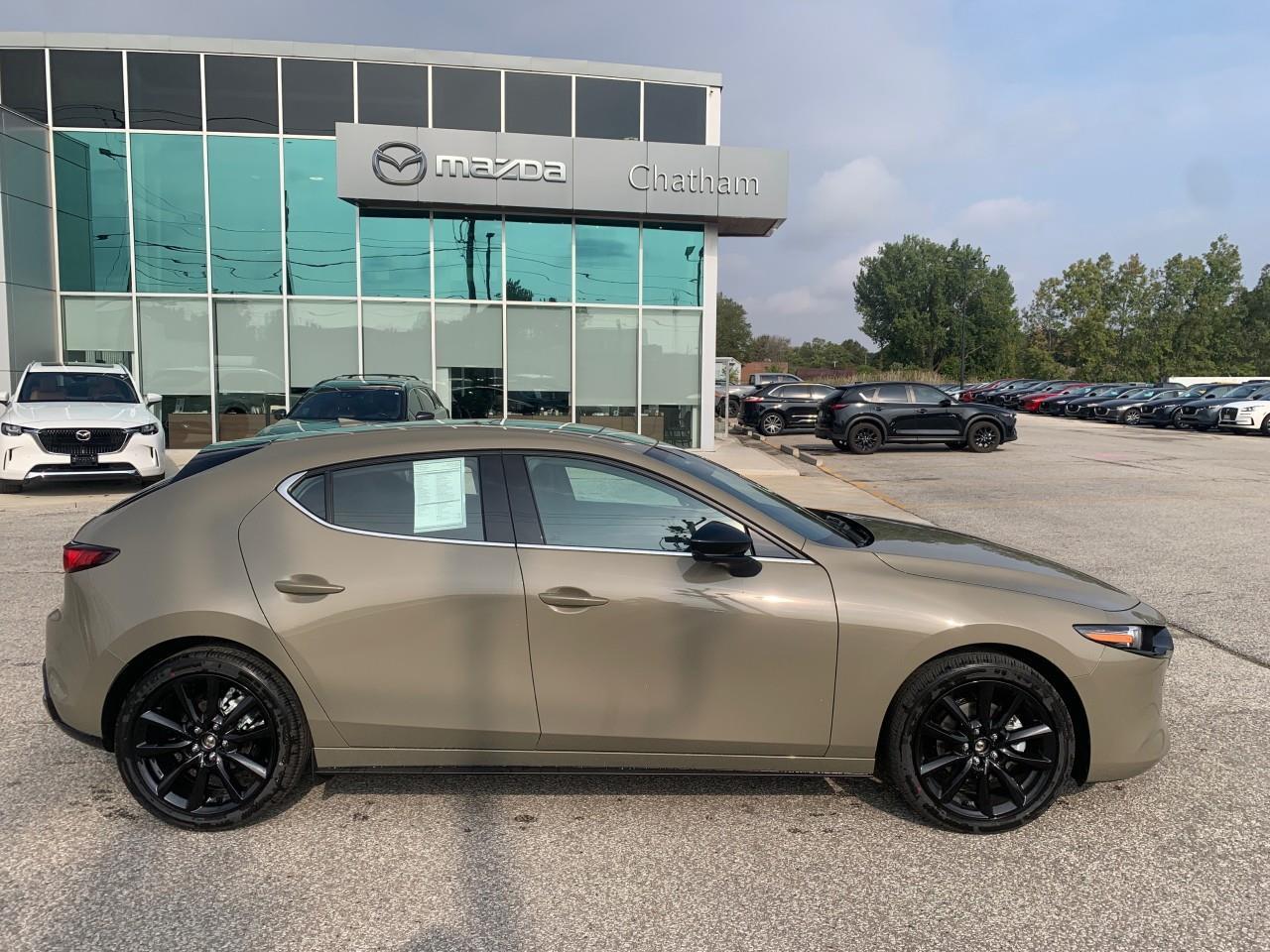 2025 Mazda MAZDA3 Sport Suna Photo3