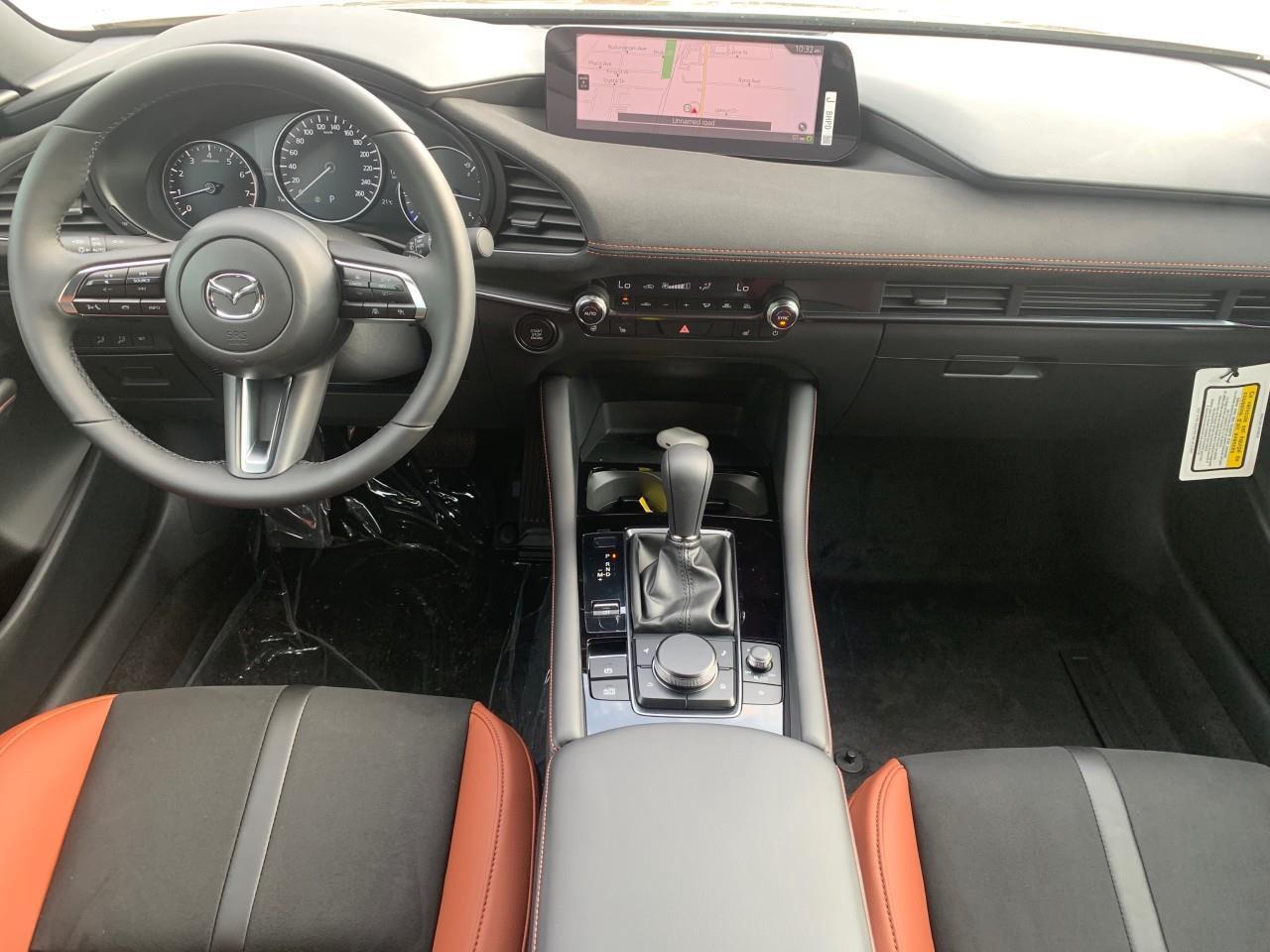2025 Mazda MAZDA3 Sport Suna Photo