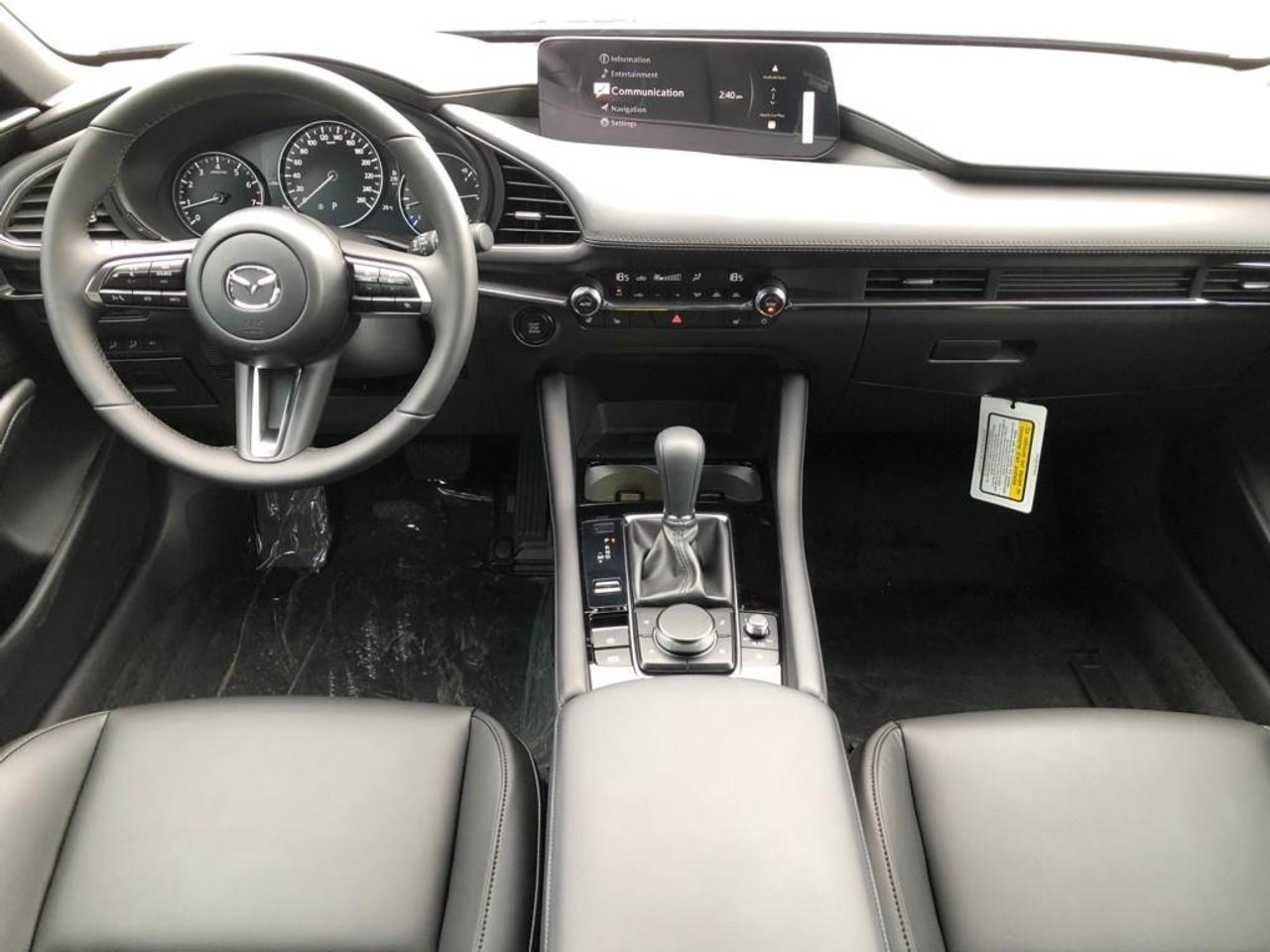 2025 Mazda MAZDA3 GS Photo