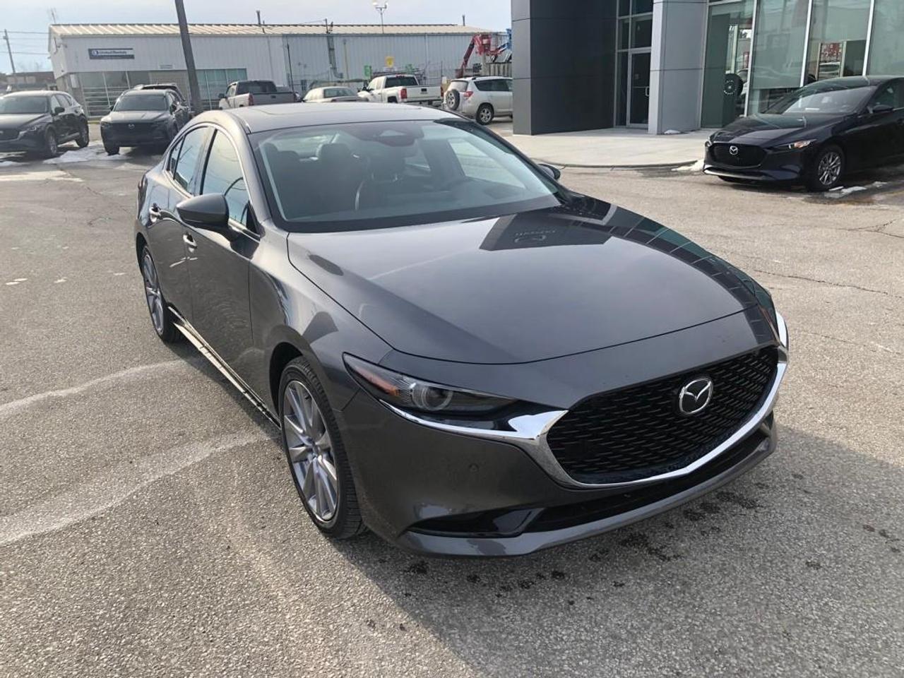 2025 Mazda MAZDA3 GT Photo