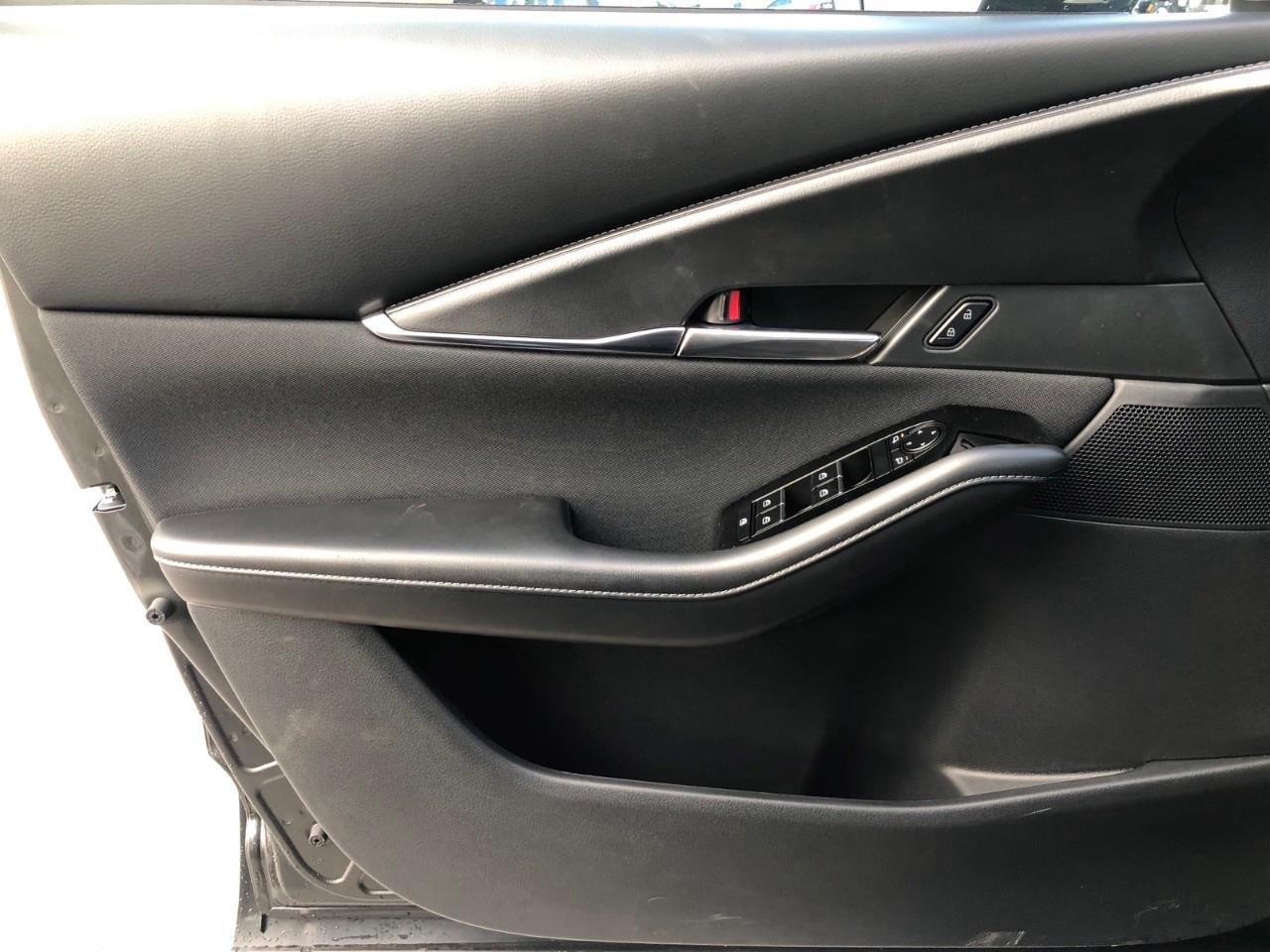 2025 Mazda CX-30 GS Photo