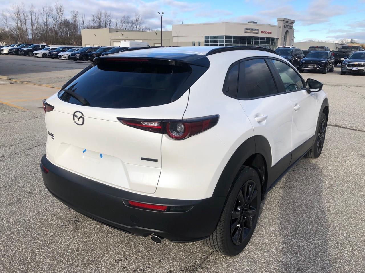 2026 Mazda CX-30 GS Photo4