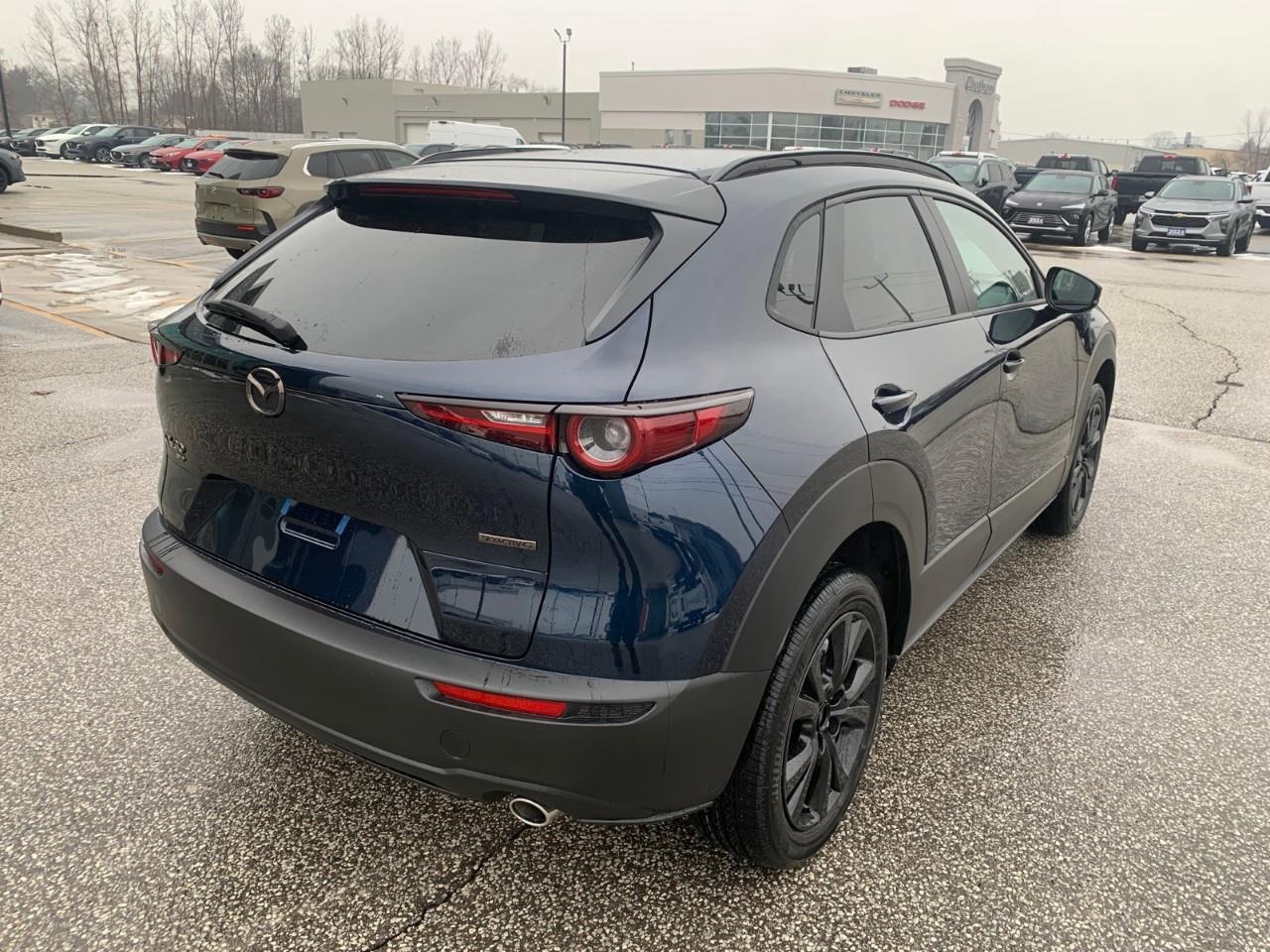 2026 Mazda CX-30 GS Photo4