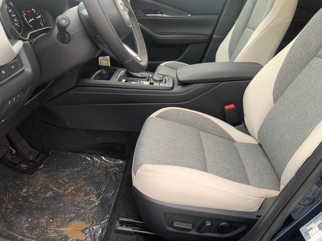 2026 Mazda CX-30 GS Photo