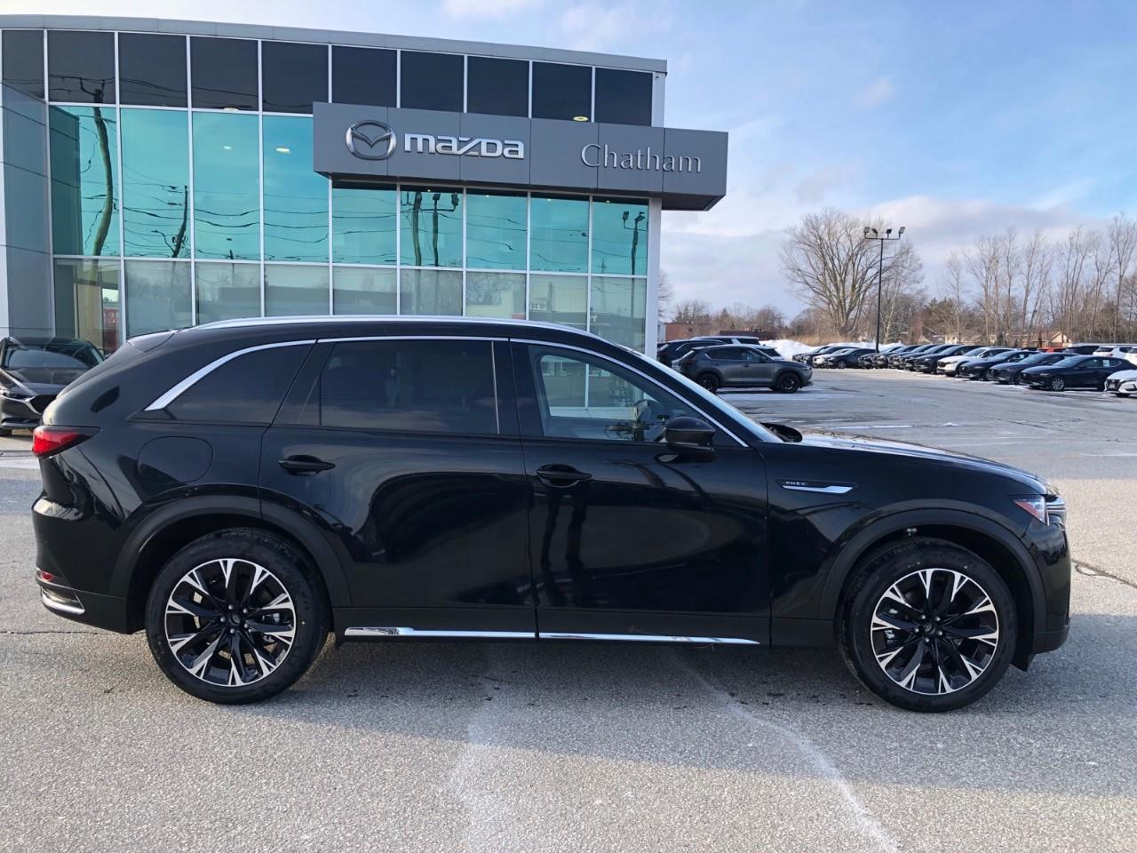 2026 Mazda CX-90 PHEV GT Photo3