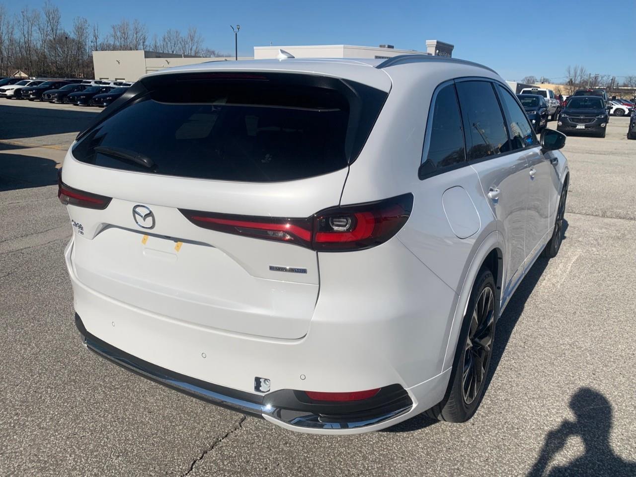 2026 Mazda CX-90 PHEV Signature Photo4