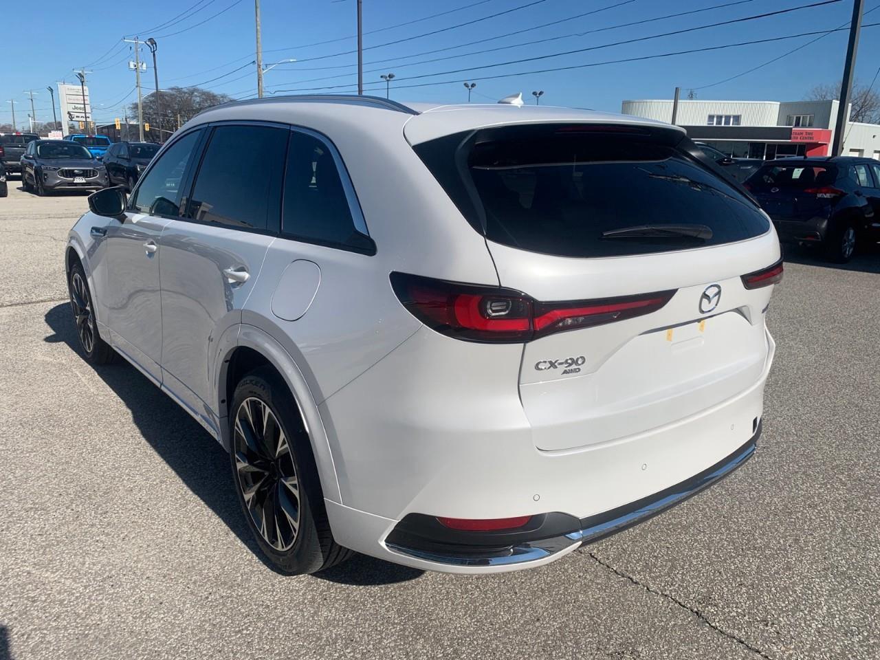 2026 Mazda CX-90 PHEV Signature Photo