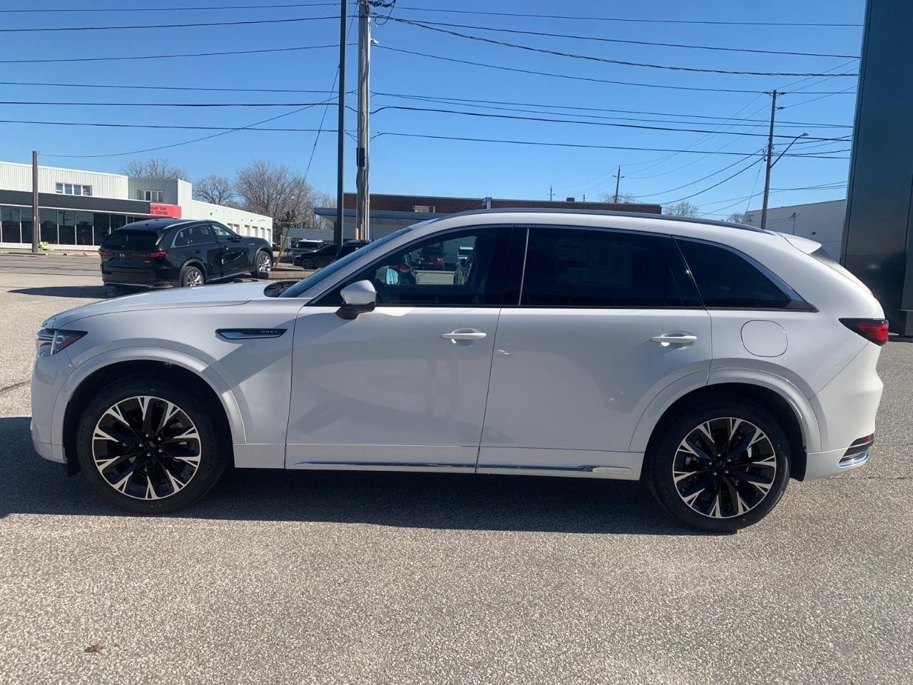 2026 Mazda CX-90 PHEV Signature Photo